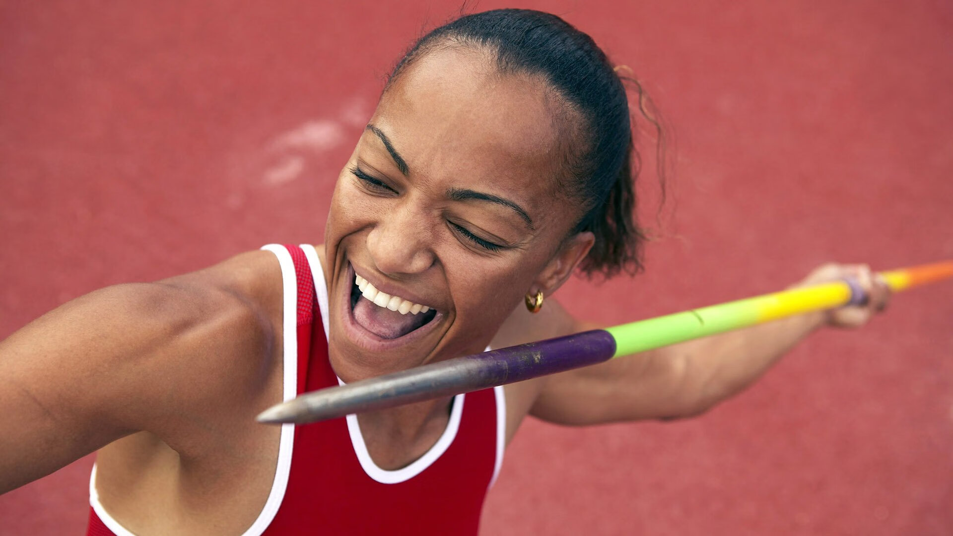 广厦强压马刺启示录，乔治如何化身关键先生，重塑团队胜负哲学